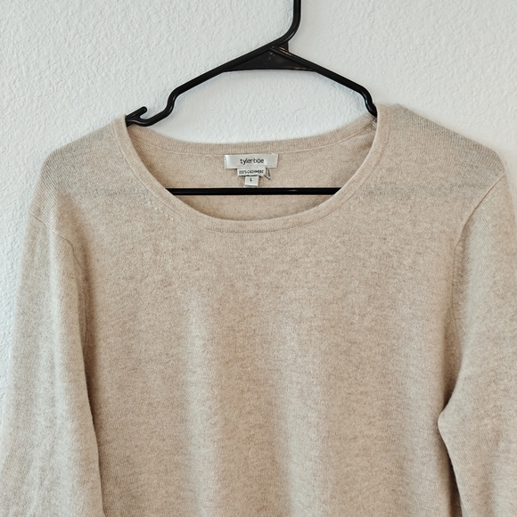 Tyler Boe 100% Cashmere Beige Long Sleeve Light Weight Sweater Size LG Women's - Picture 3 of 9